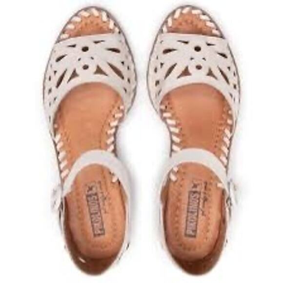 Pikolinos  Melilla Doe Cut Leather Sandals Flate Heel Buckle Closure Size 39 - Picture 1 of 8